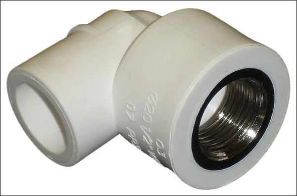 Угольник комб настен. вн 20*1/2 w (V) (80/20)