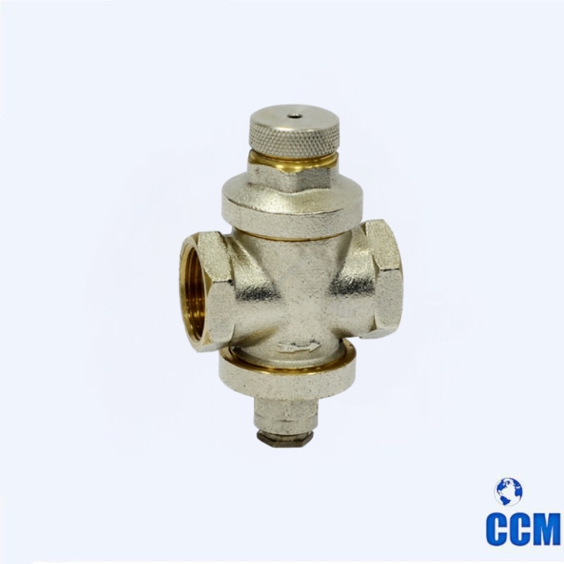 Регулятор давления поршневой латунь Ду15 Ру16 1/2" ВР с вых.под манометр TOPAS Т0225077