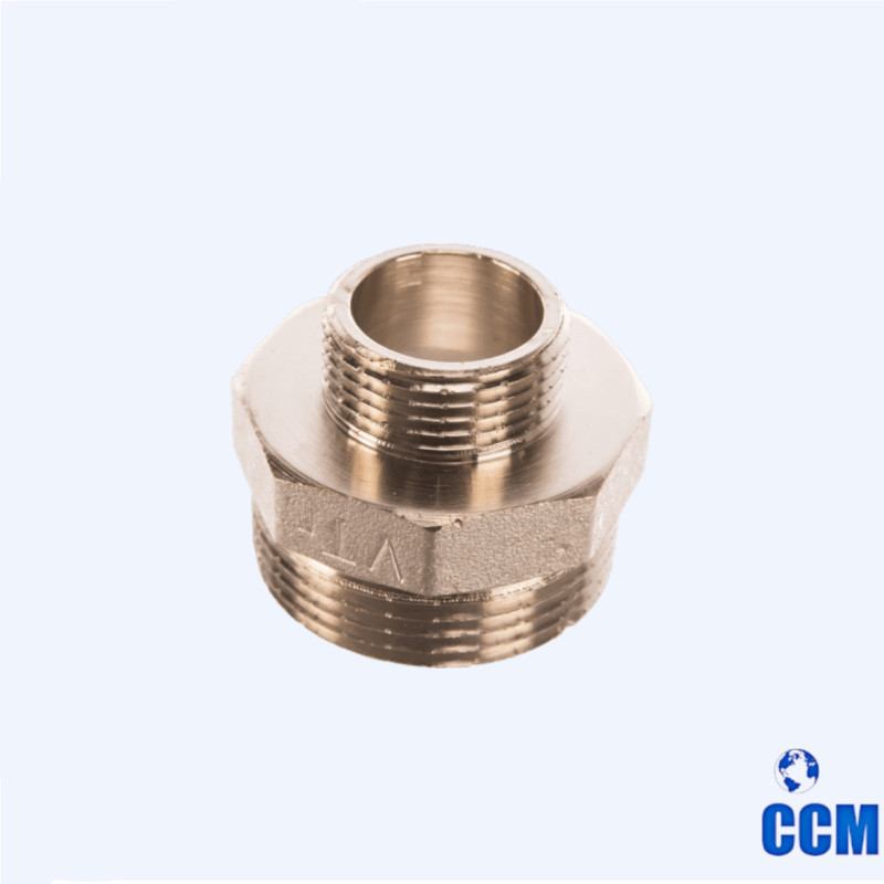 Ниппель переходной 11/4"х3/4" нр/нр VTr.580.N.0705